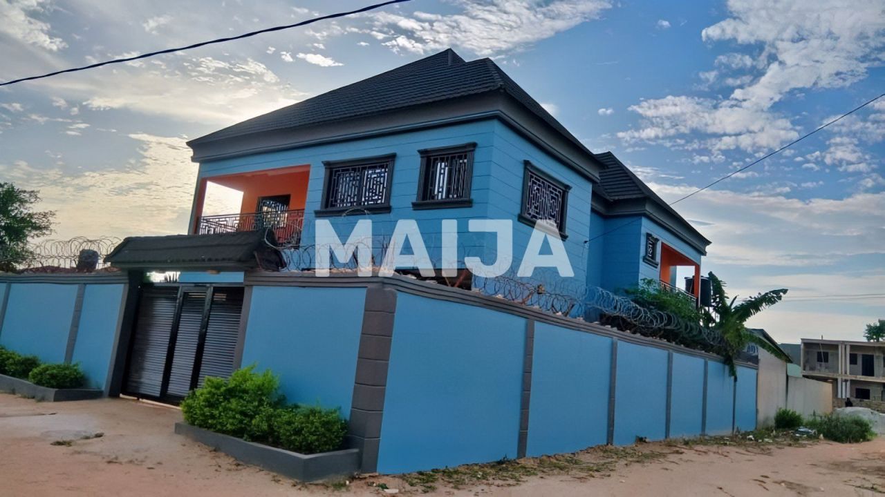 Дом Sukuta, Гамбия, 192 м² - фото 1