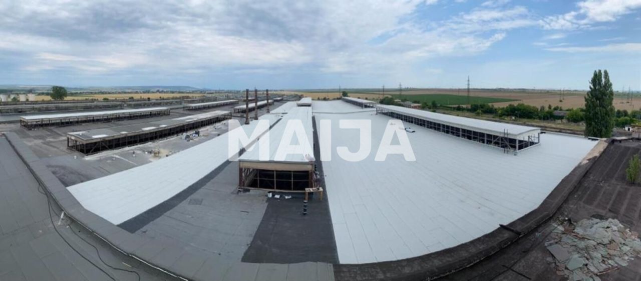 Офис Роман, Румыния, 205 282 м² - фото 5