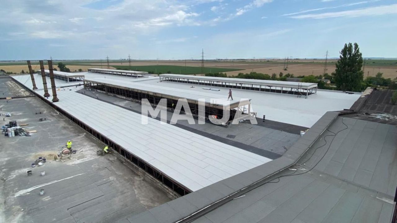 Офис Роман, Румыния, 205 282 м² - фото 9