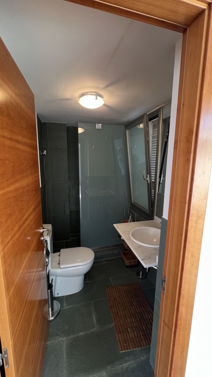 Дом в Кастельон-де-Ампурьясе, Испания, 248.2 м² - фото 14