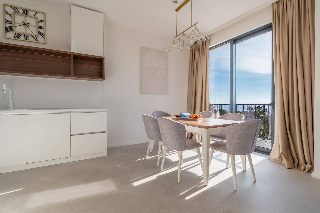 Дом в Будве, Черногория, 220 м² - фото 1