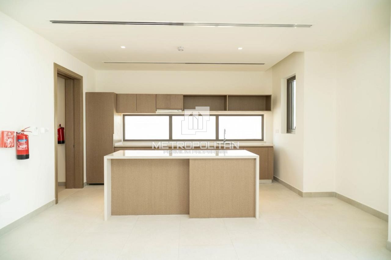 Вилла в Дубае, ОАЭ, 589 м² - фото 4