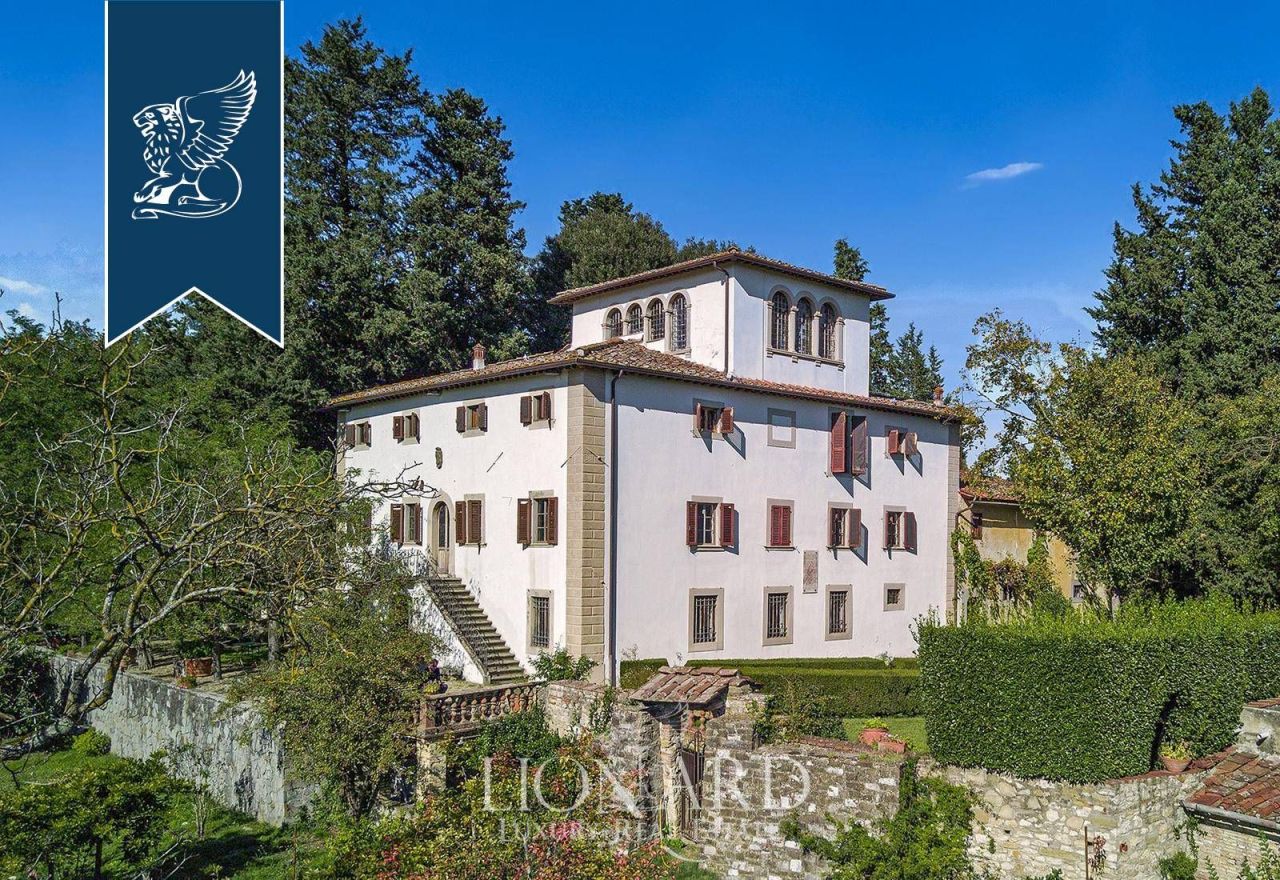 Вилла во Флоренции, Италия, 1 000 м² - фото 2