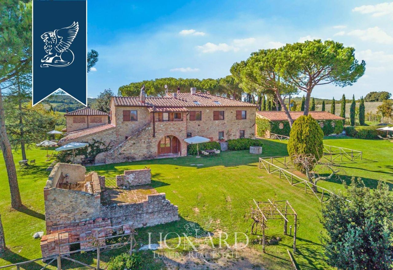 Ферма в Монтерони-д'Арбии, Италия, 760 м² - фото 3