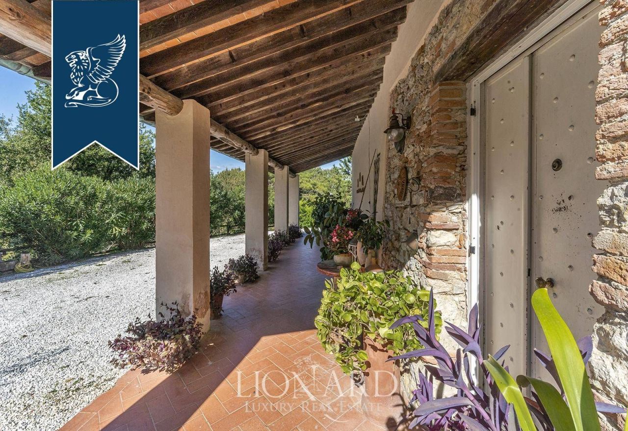 Ферма в Лукке, Италия, 415 м² - фото 9