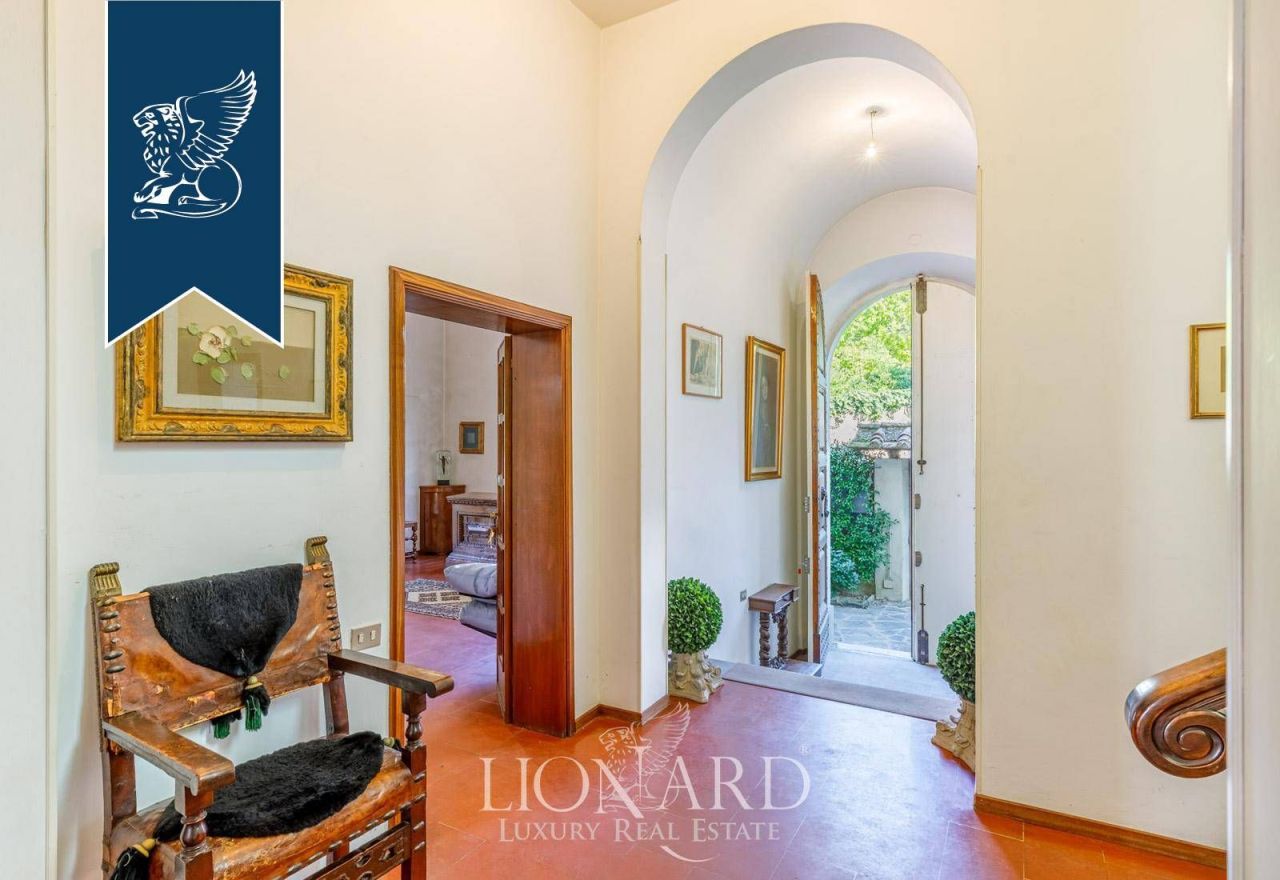 Вилла во Флоренции, Италия, 800 м² - фото 12