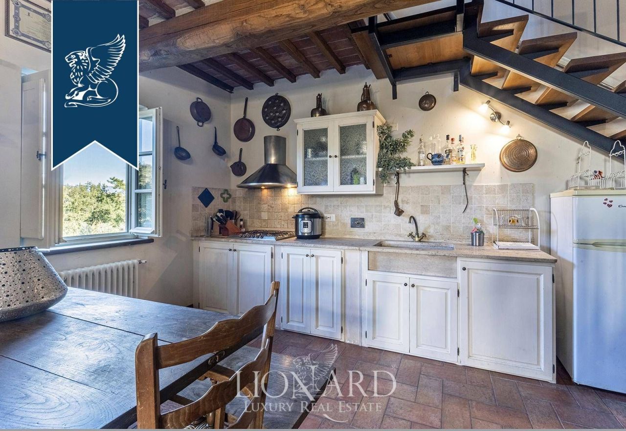 Ферма в Лукке, Италия, 415 м² - фото 13