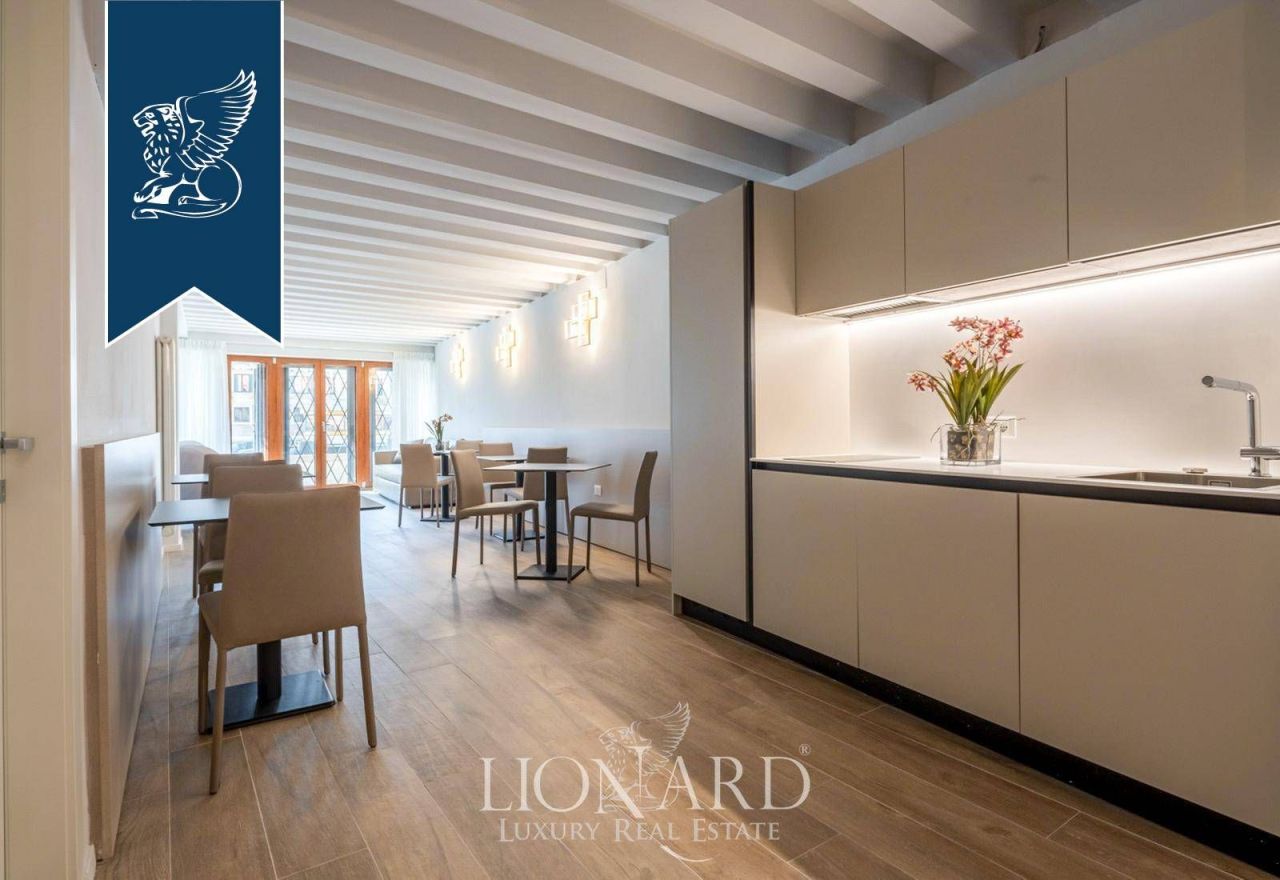 Апартаменты в Венеции, Италия, 317 м² - фото 17