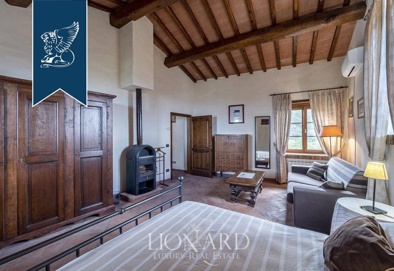 Ферма в Ареццо, Италия, 650 м² - фото 18