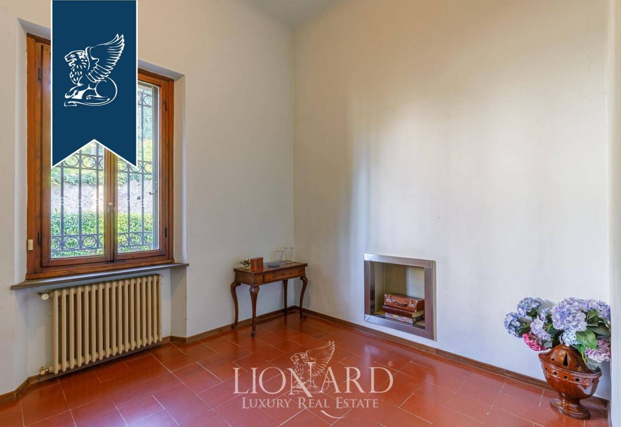 Вилла во Флоренции, Италия, 800 м² - фото 19