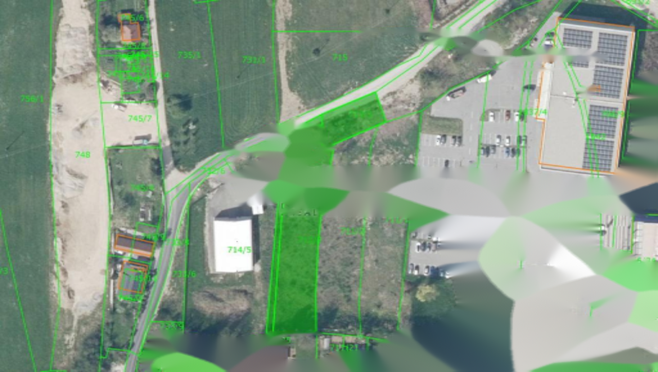 Земля в Любляне, Словения, 2 809 м² - фото 1