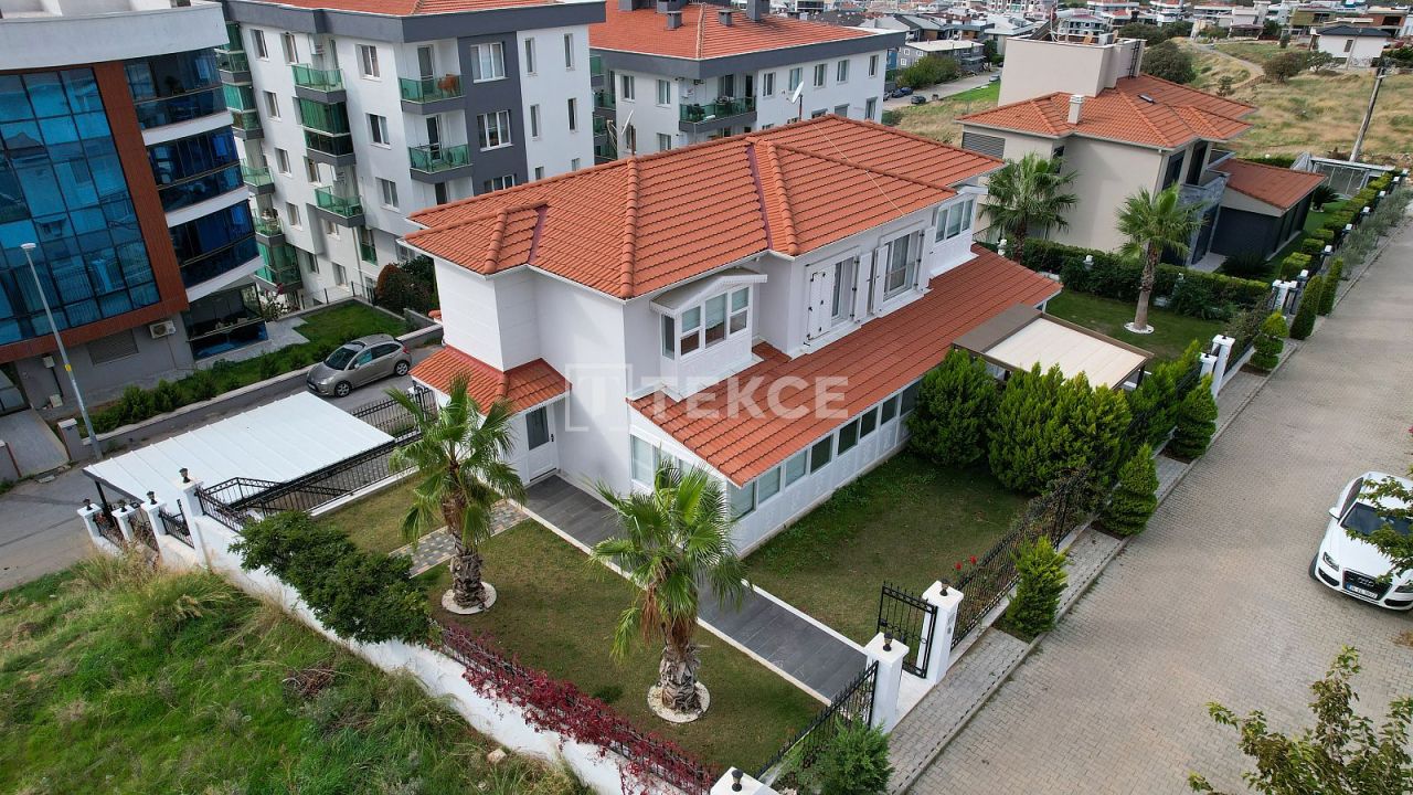 Вилла Гюзельбахче, Турция, 230 м² - фото 1
