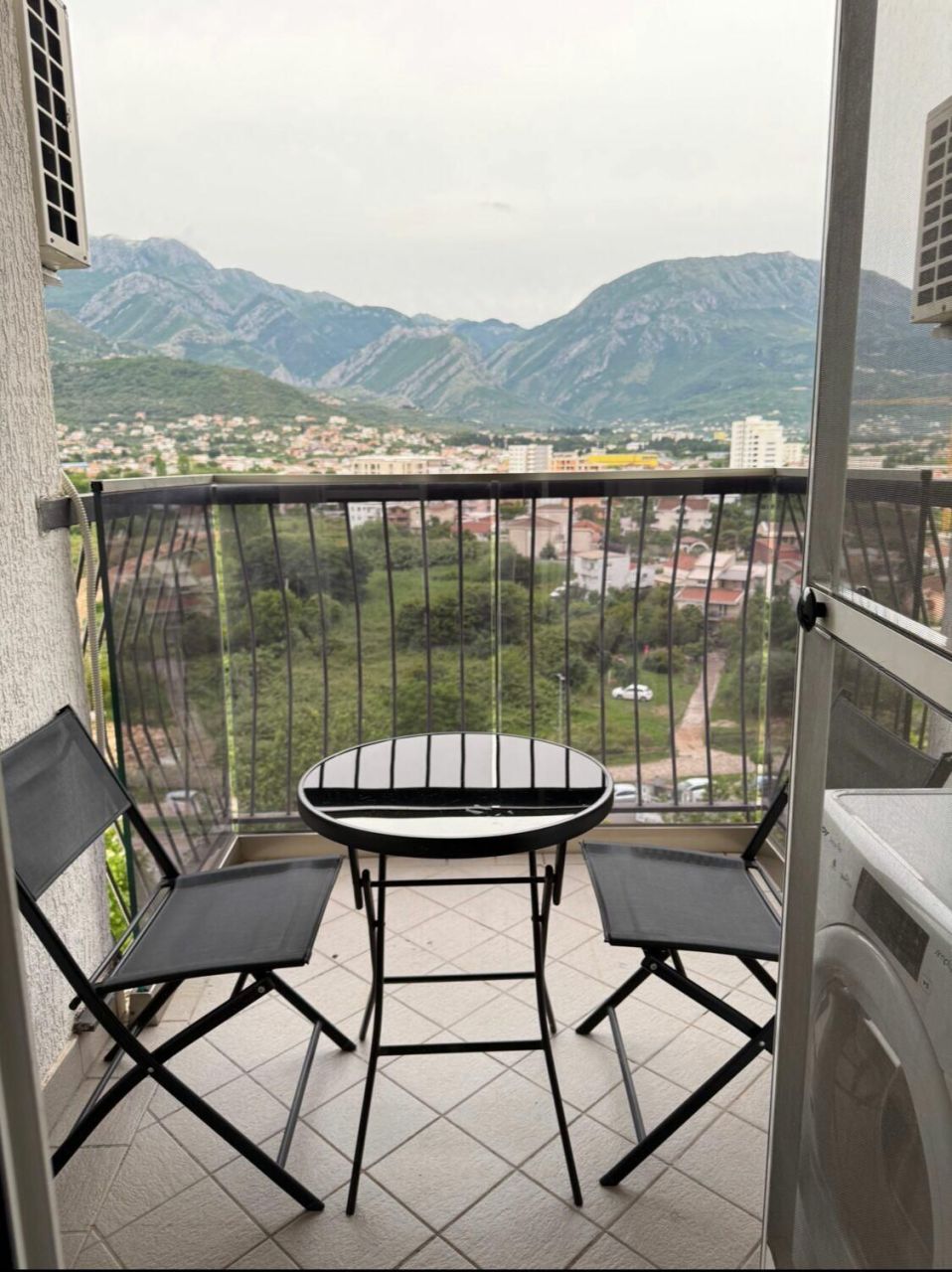 Квартира в Баре, Черногория, 59 м² - фото 1