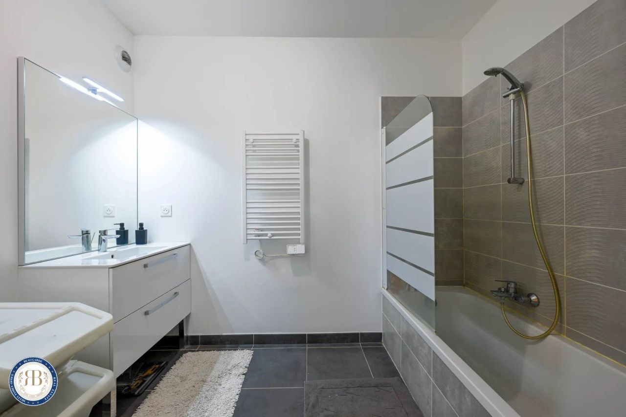 Квартира в Кань-Сюр-Мере, Франция, 68 м² - фото 13