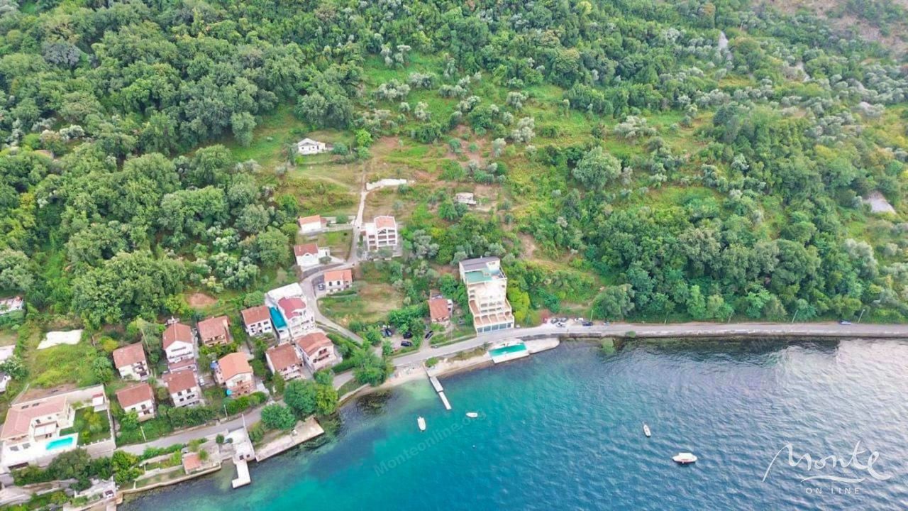 Земля в Столиве, Черногория, 929 м² - фото 1