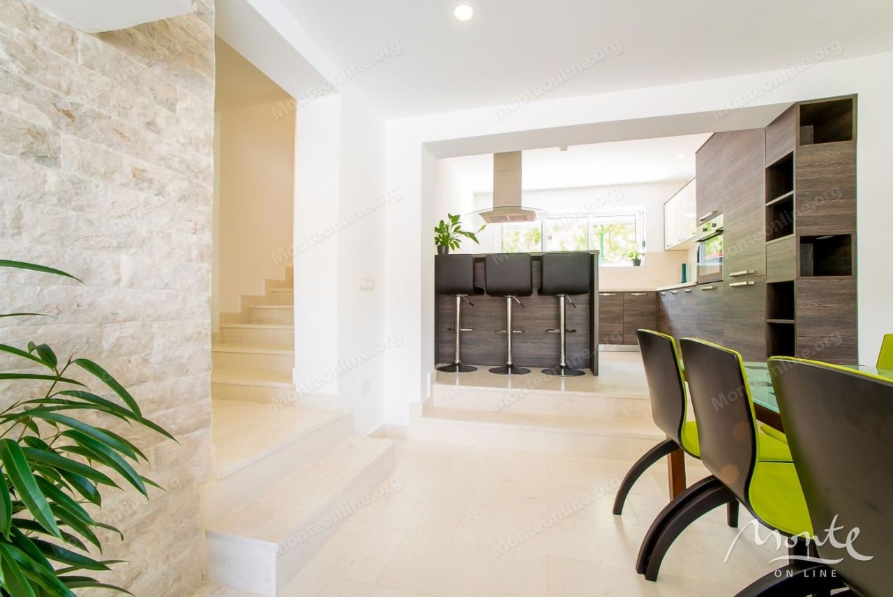 Вилла в Столиве, Черногория, 350 м² - фото 9