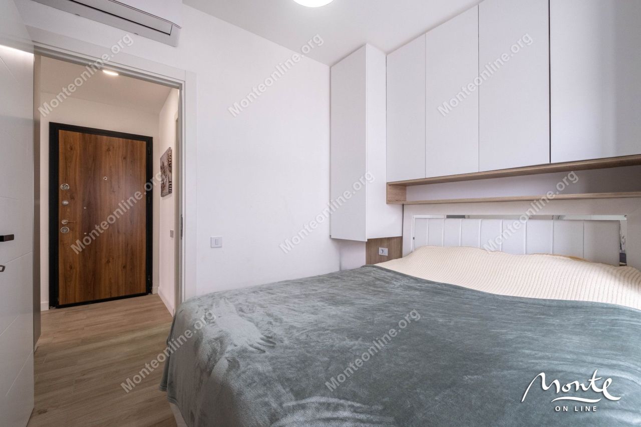 Апартаменты в Тивате, Черногория, 47 м² - фото 13