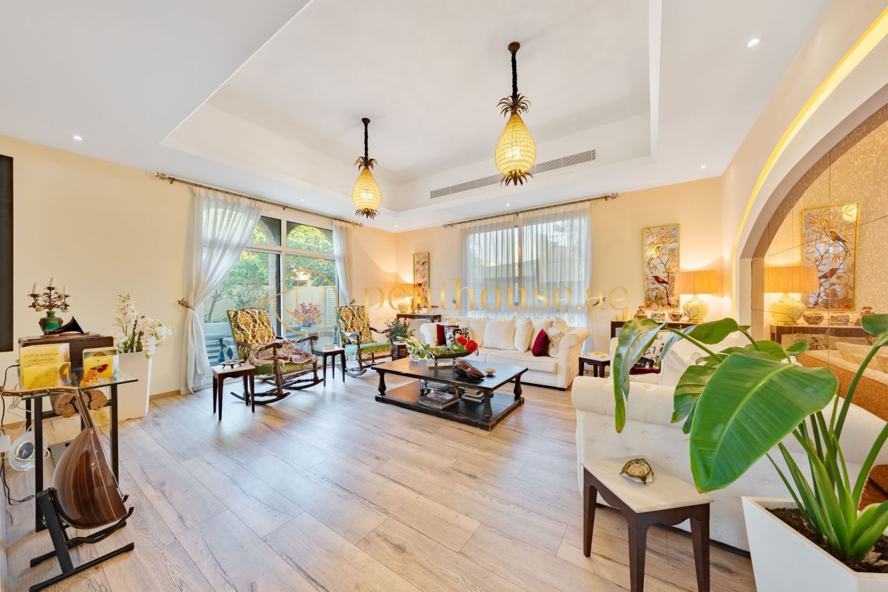 Вилла в Дубае, ОАЭ, 372 м² - фото 2