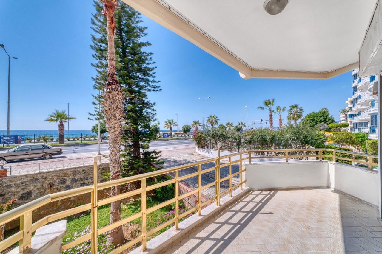 Апартаменты в Алании, Турция, 140 м² - фото 1