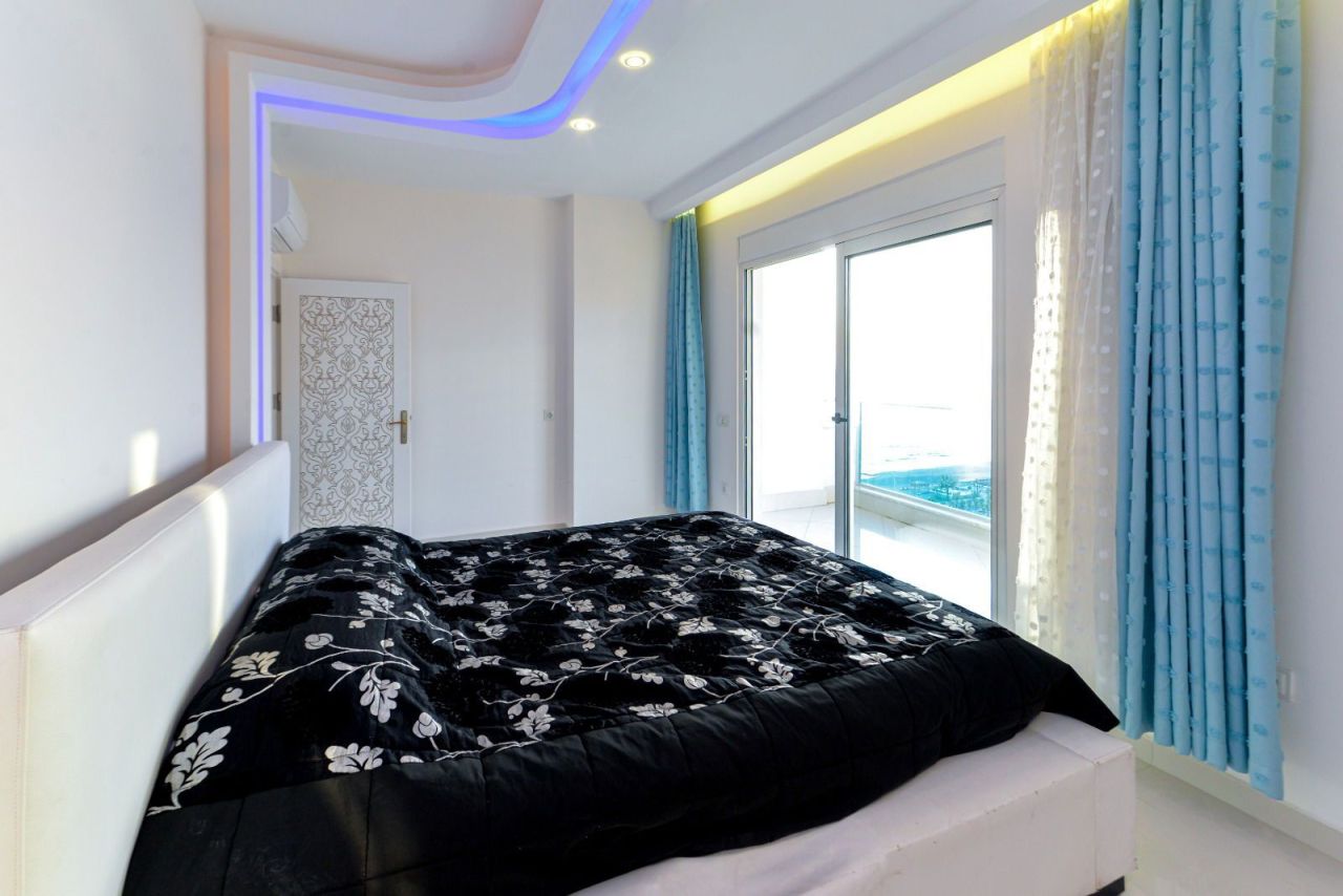 Апартаменты в Алании, Турция, 125 м² - фото 12