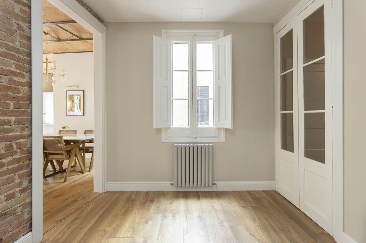 Квартира в Барселоне, Испания, 68 м² - фото 11