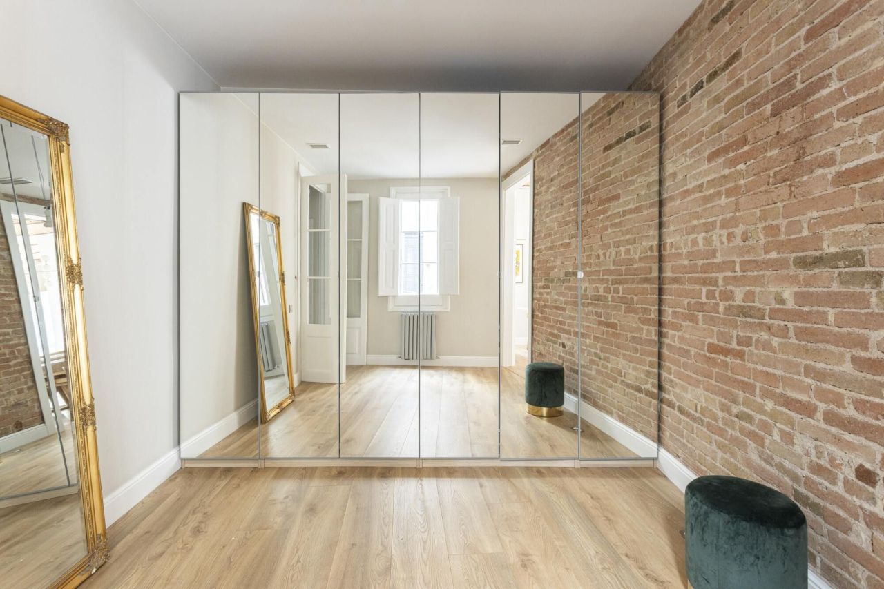 Квартира в Барселоне, Испания, 68 м² - фото 12