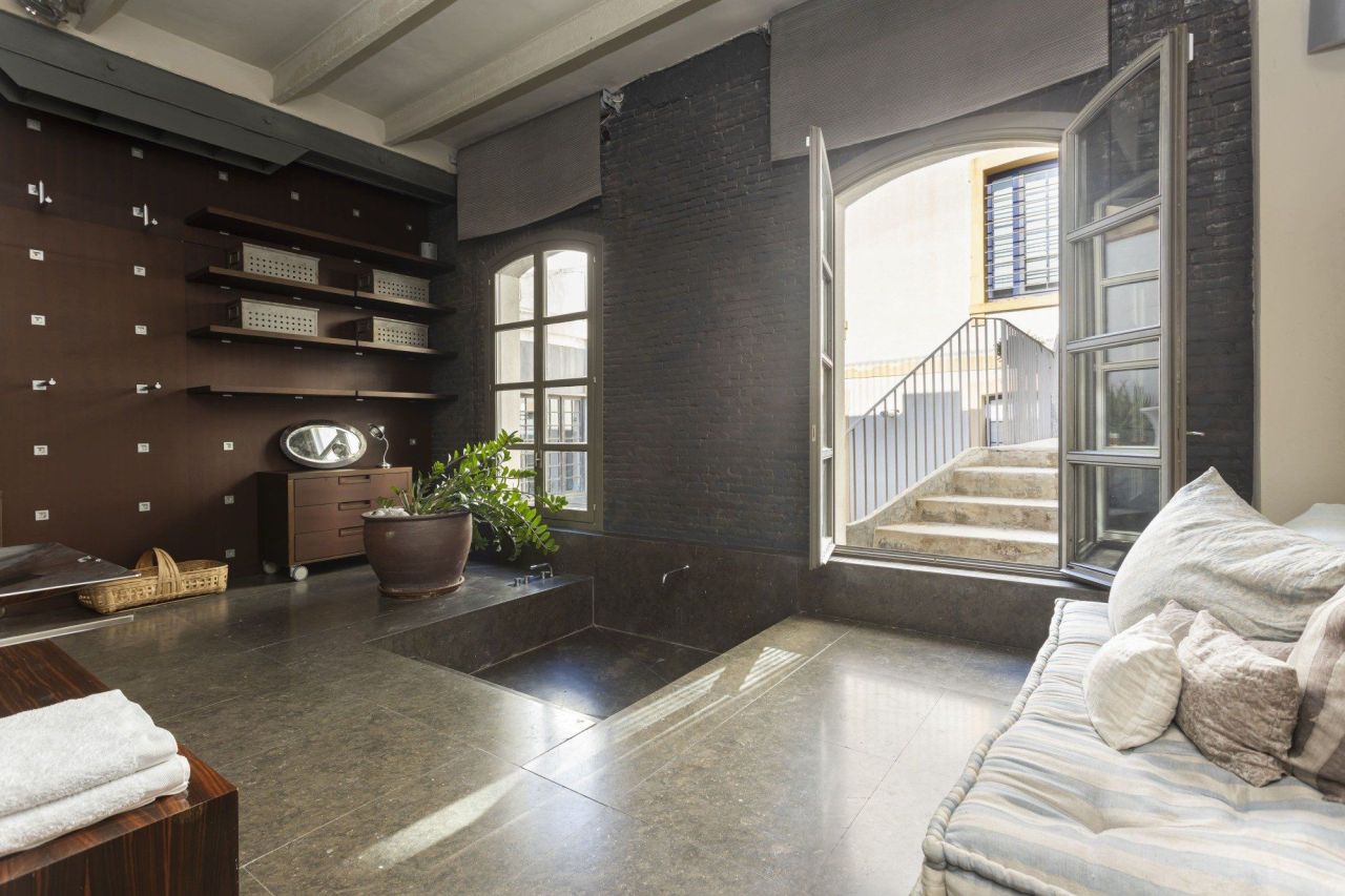 Квартира в Барселоне, Испания, 308 м² - фото 19