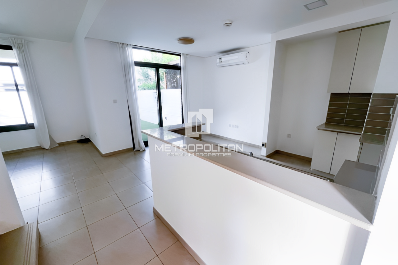 Таунхаус в Дубае, ОАЭ, 198 м² - фото 2