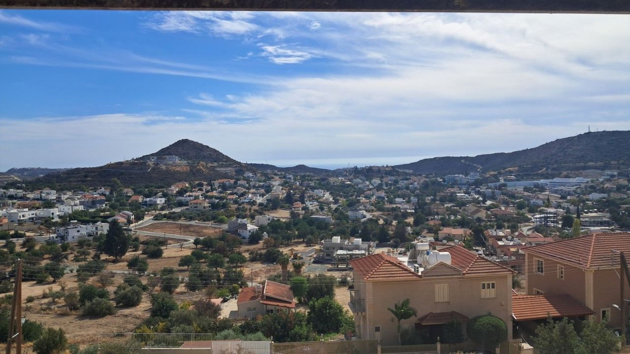 Вилла в Лимасоле, Кипр, 972 м² - фото 1