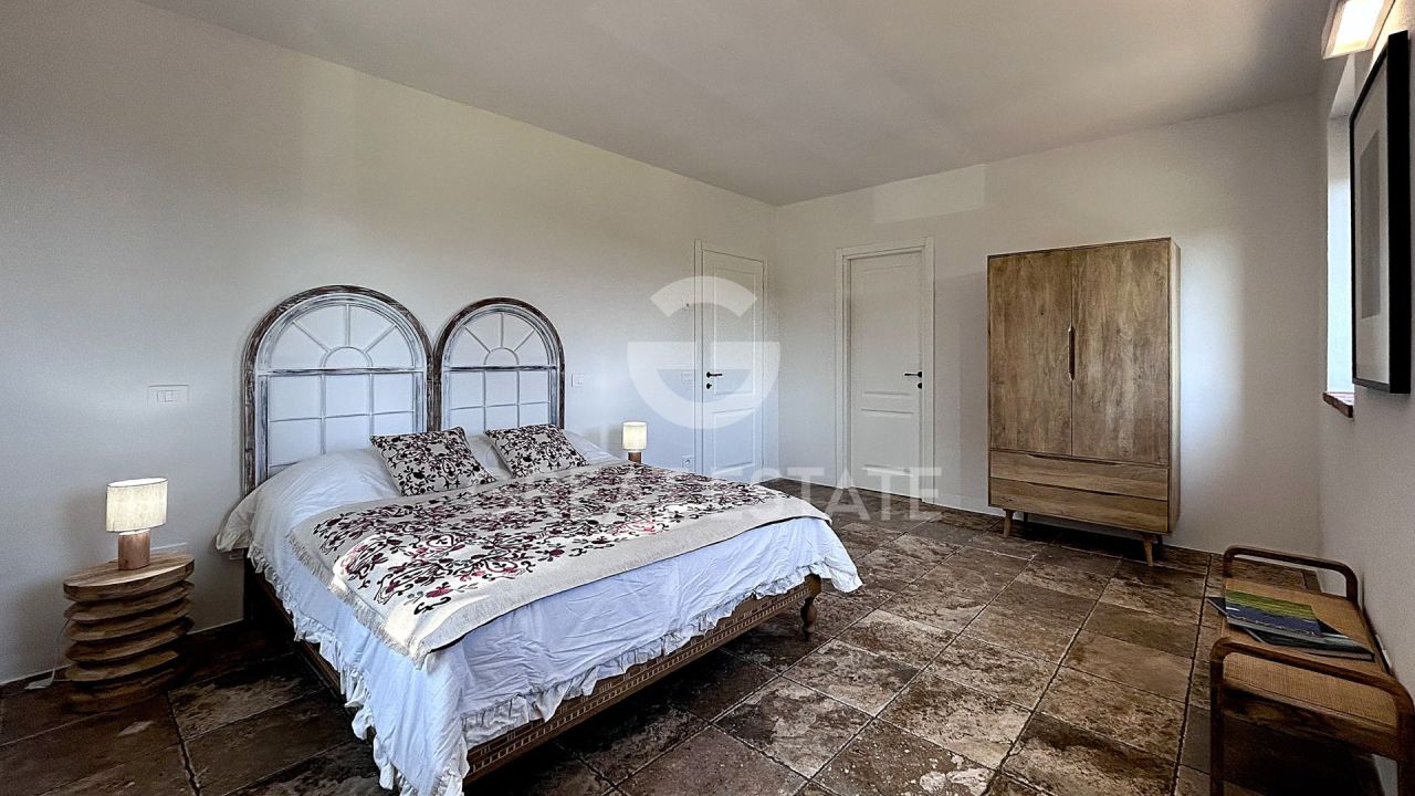 Дом в Роккастраде, Италия, 205.8 м² - фото 13