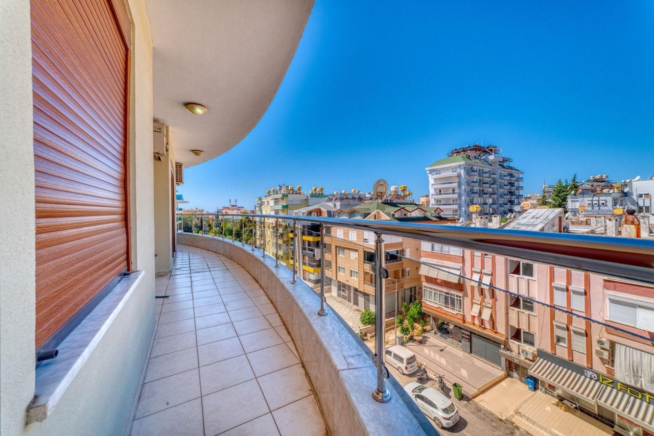 Апартаменты в Алании, Турция, 200 м² - фото 18