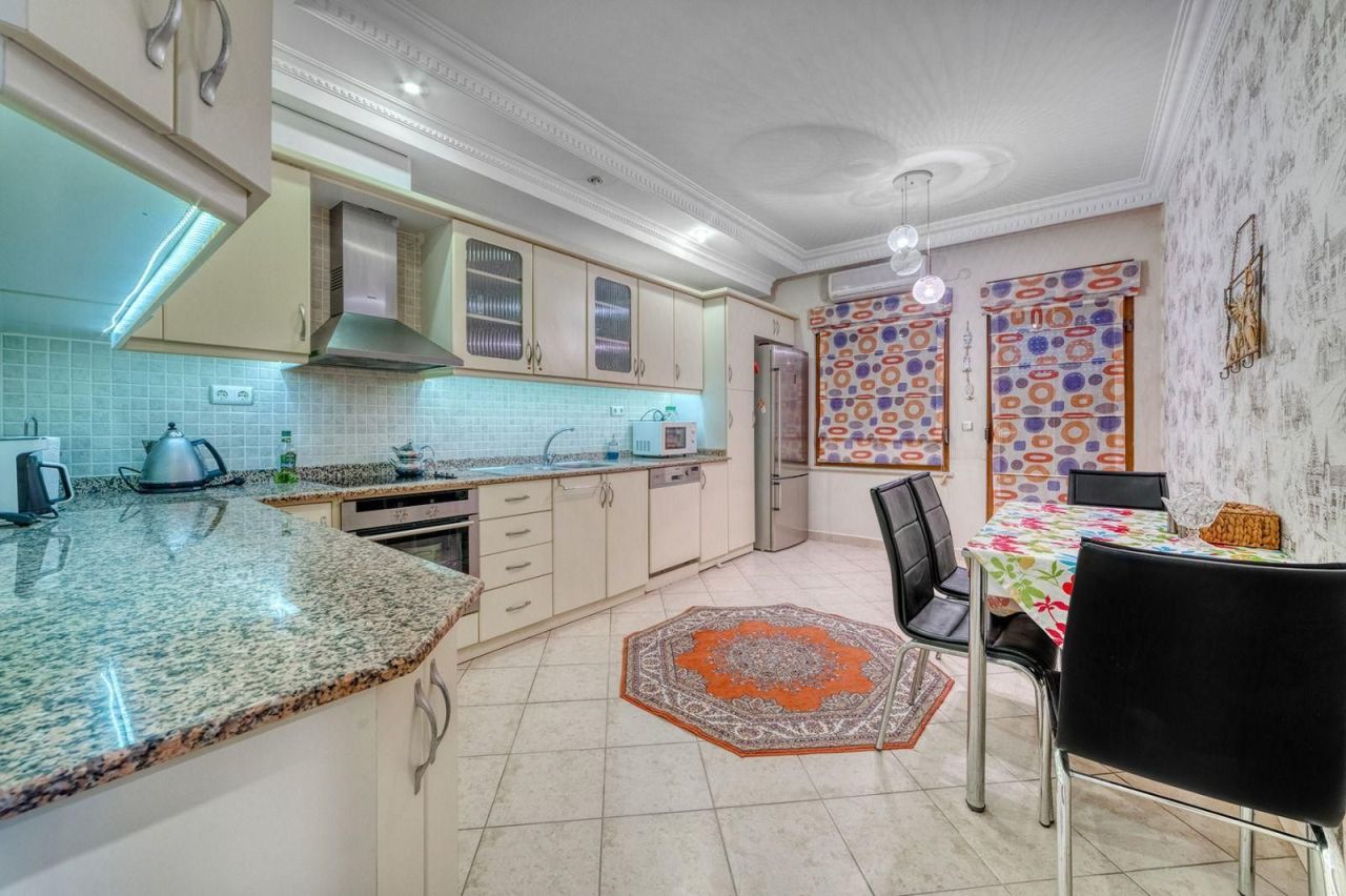 Апартаменты в Алании, Турция, 200 м² - фото 8