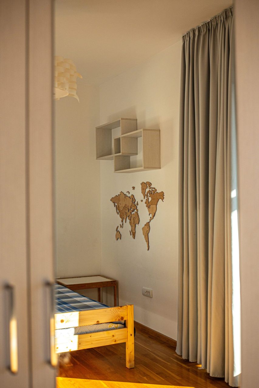 Квартира в Тивате, Черногория, 129 м² - фото 2