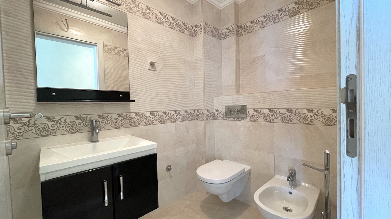 Квартира в Будве, Черногория, 9 768 м² - фото 13