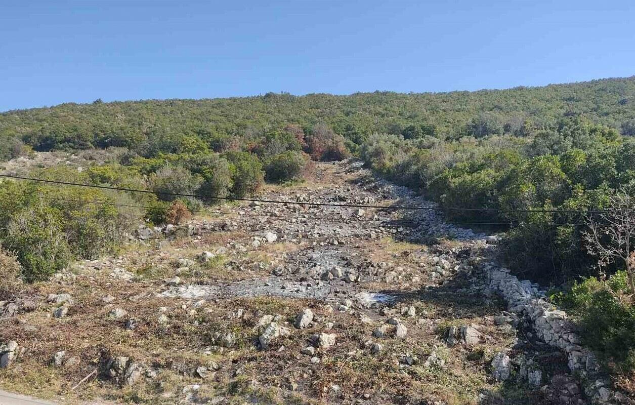 Земля в Кримовице, Черногория, 1 130 м² - фото 2