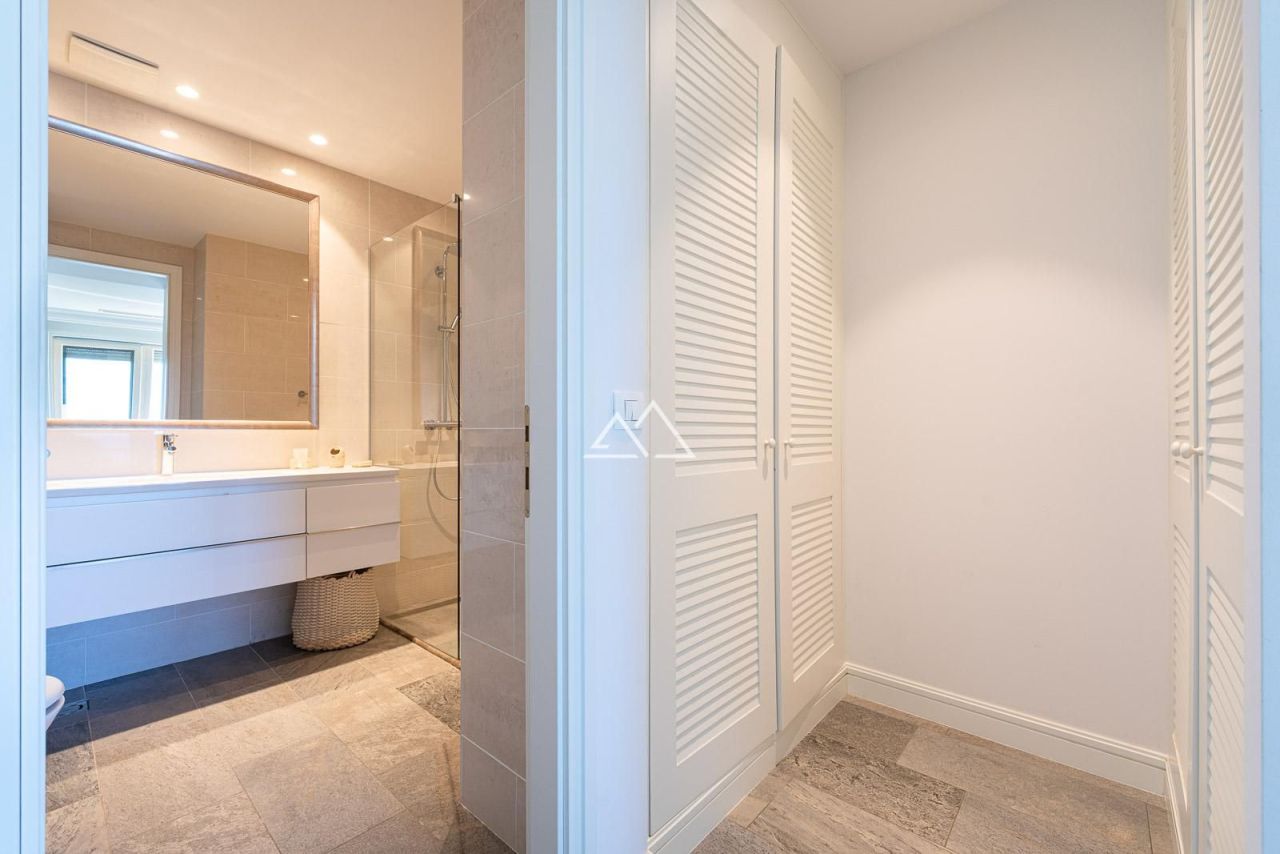 Апартаменты на полуострове Луштица, Черногория, 150 м² - фото 13