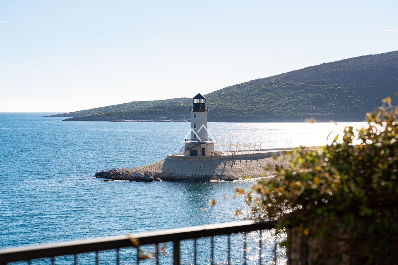 Апартаменты на полуострове Луштица, Черногория, 150 м² - фото 17