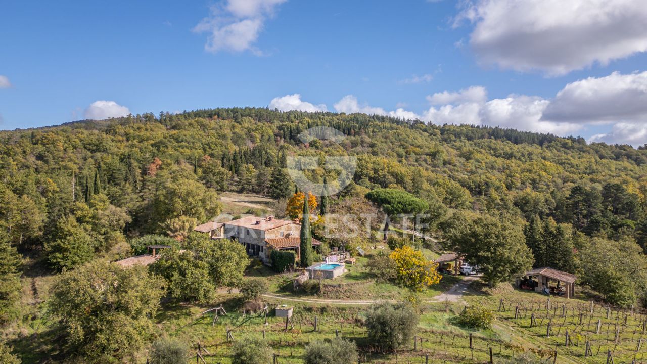 Дом в Монтегаббьоне, Италия, 451.55 м² - фото 1