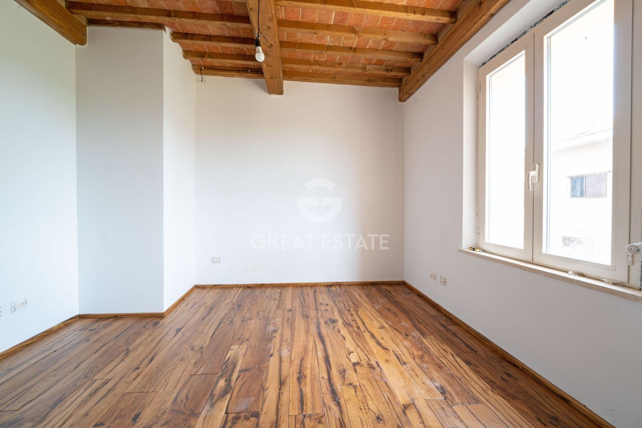 Дом в Монтепульчано, Италия, 176.2 м² - фото 9