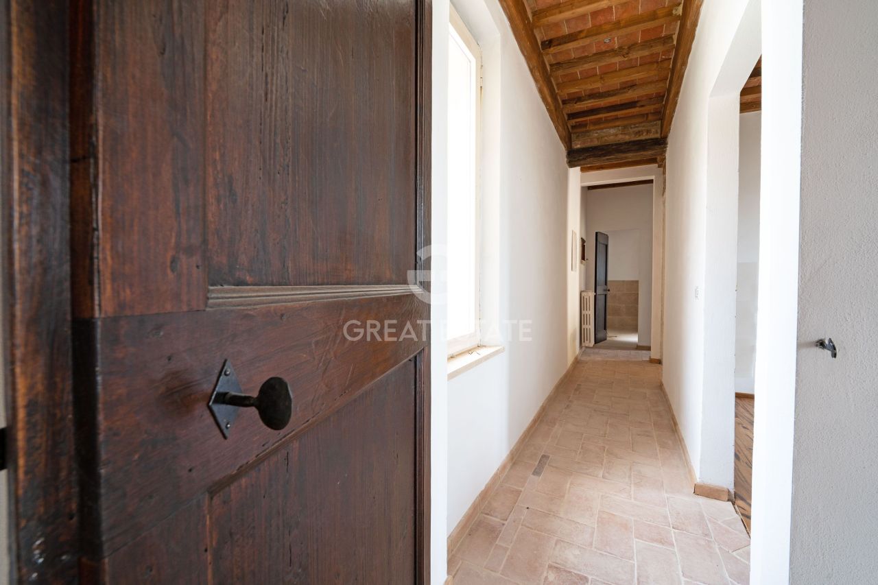 Дом в Монтепульчано, Италия, 176.2 м² - фото 12