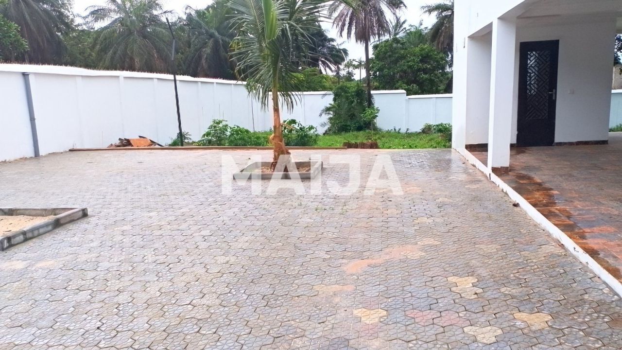 Вилла Tujering, Гамбия, 1 600 м² - фото 4
