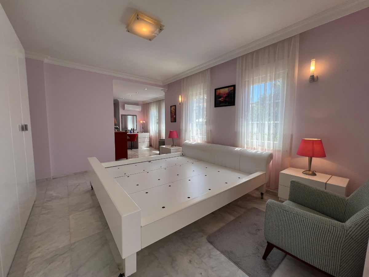 Вилла в Алании, Турция, 260 м² - фото 16