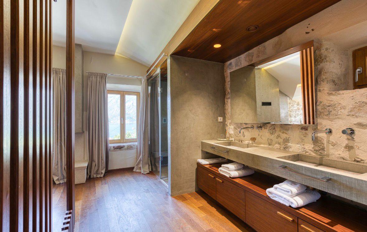 Отель, гостиница в Перасте, Черногория, 258 м² - фото 6