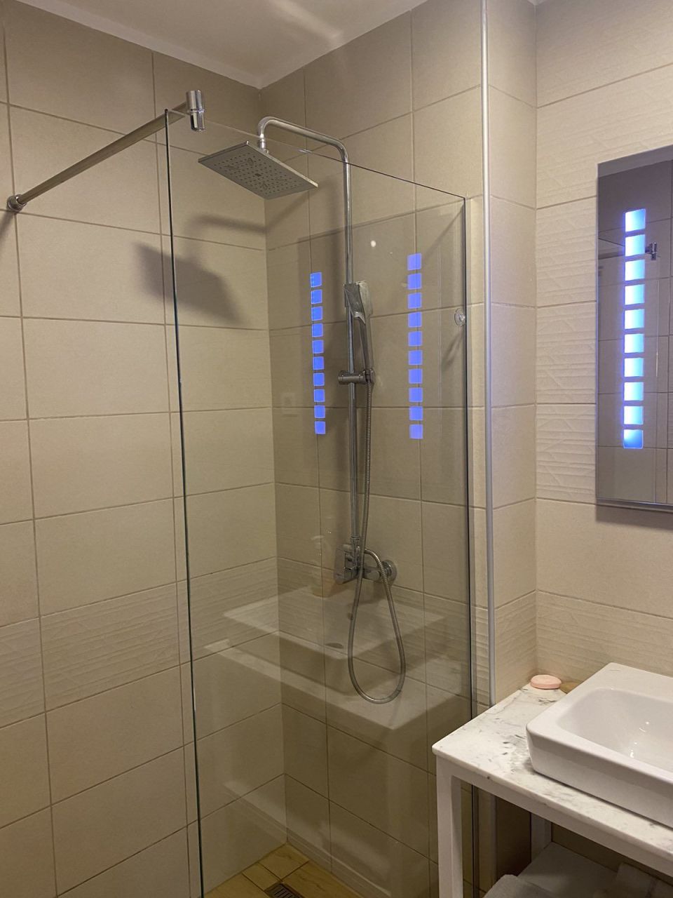 Квартира в Будве, Черногория, 66 м² - фото 11