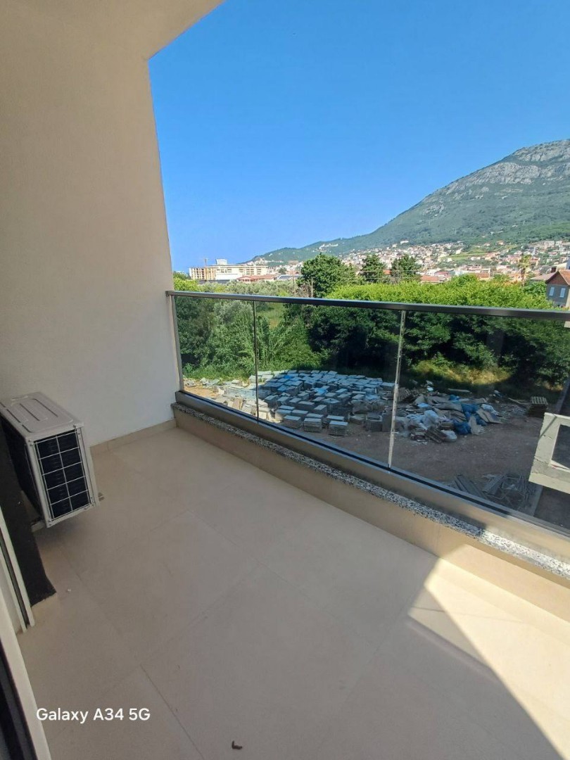 Квартира в Баре, Черногория, 36 м² - фото 3