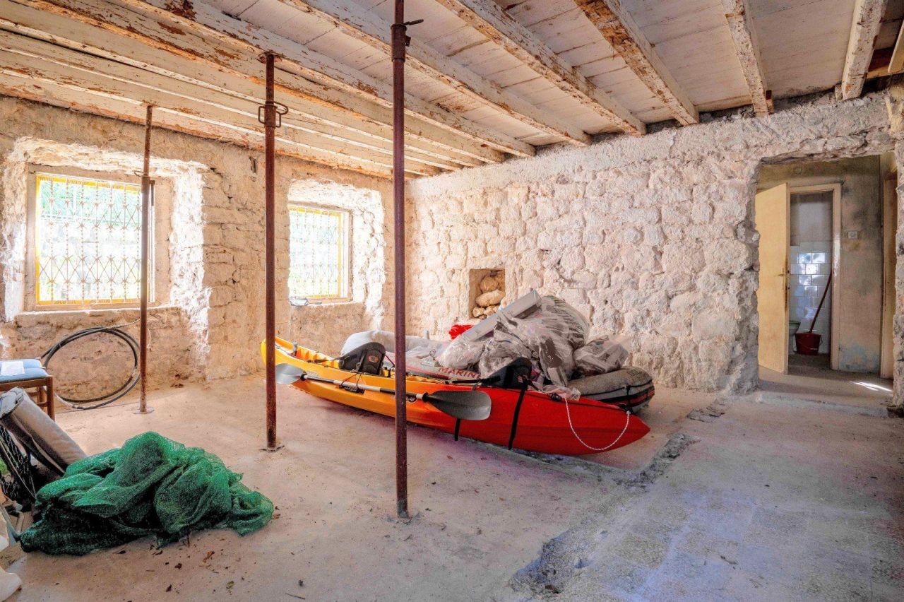 Вилла в Столиве, Черногория, 300 м² - фото 10