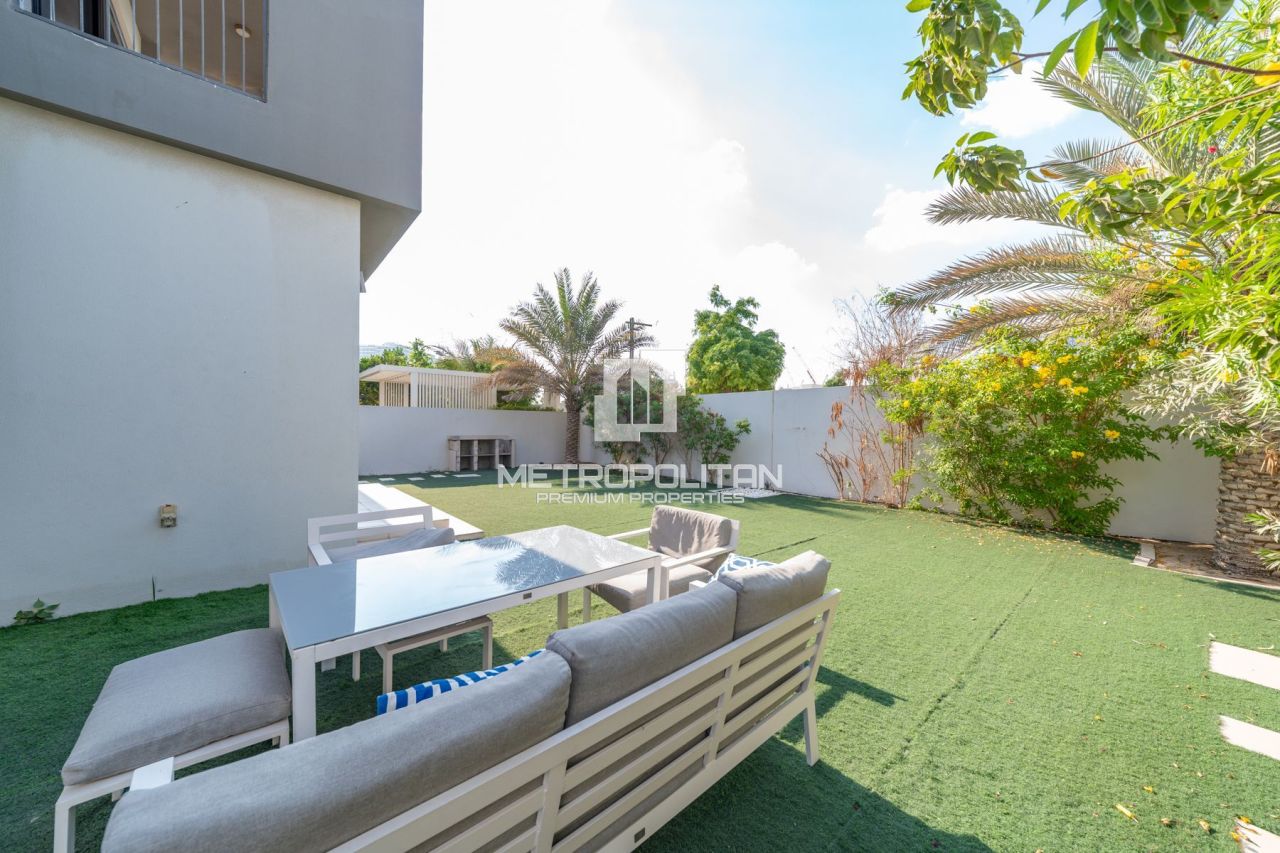 Вилла в Дубае, ОАЭ, 292 м² - фото 4