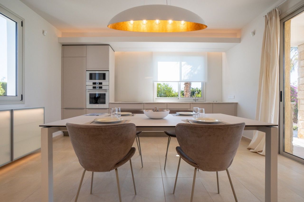 Вилла в Пафосе, Кипр, 211 м² - фото 8