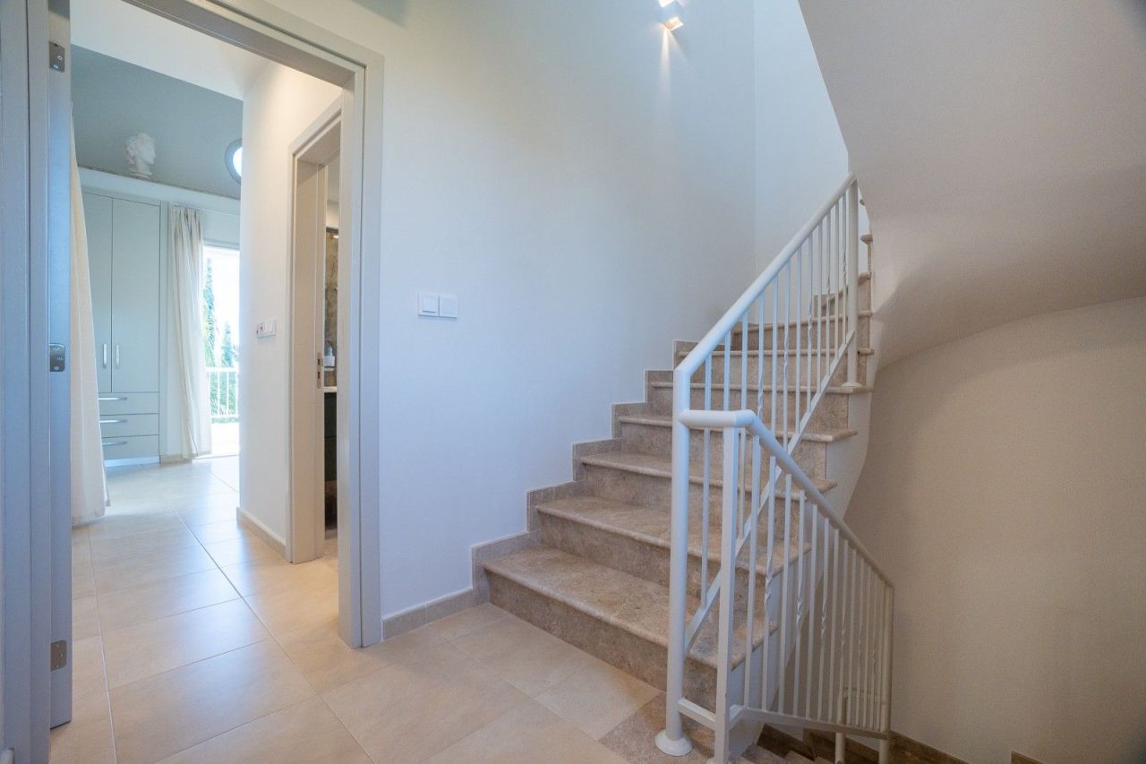 Вилла в Пафосе, Кипр, 211 м² - фото 13