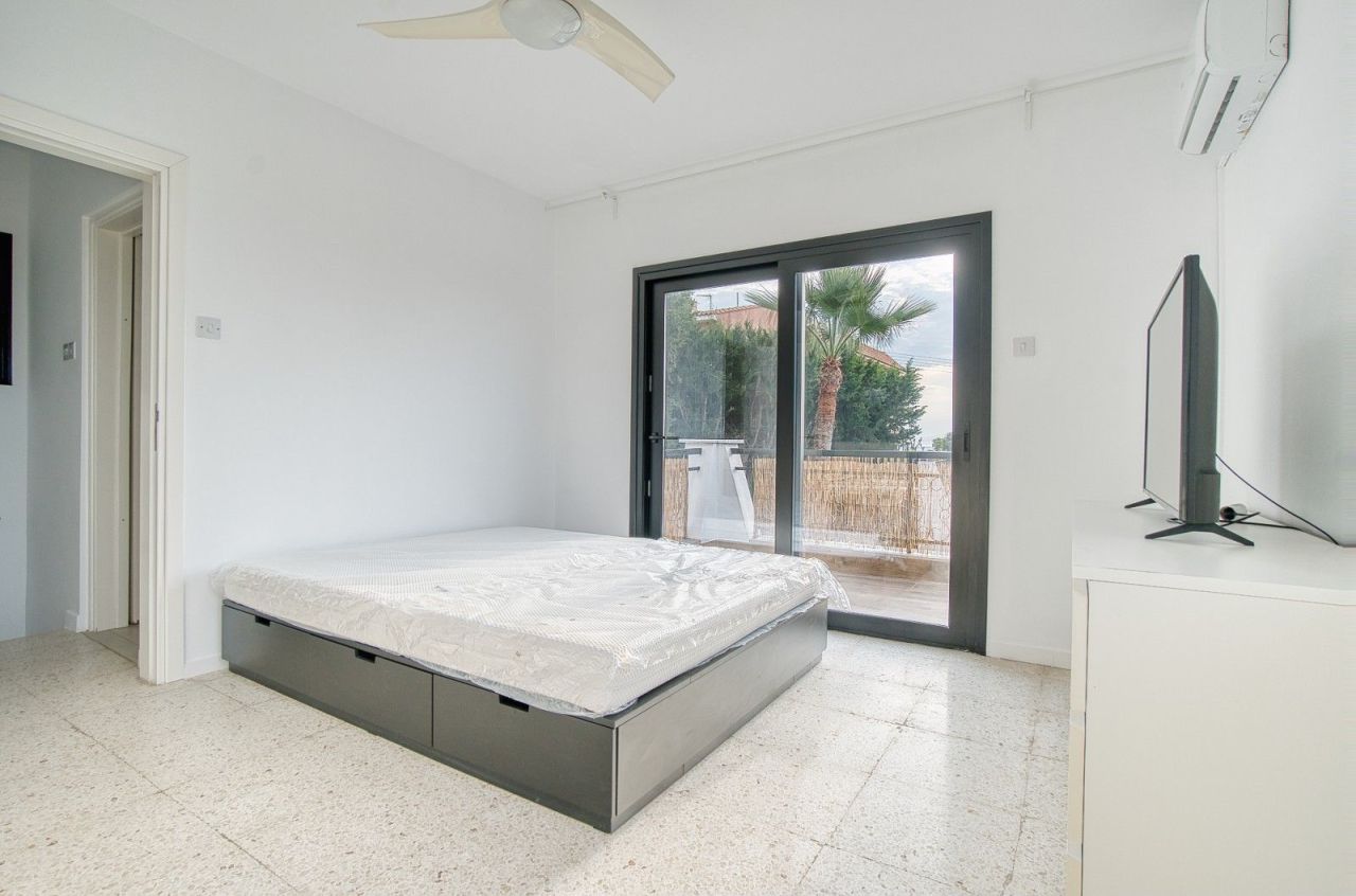 Вилла в Пафосе, Кипр, 62 м² - фото 14